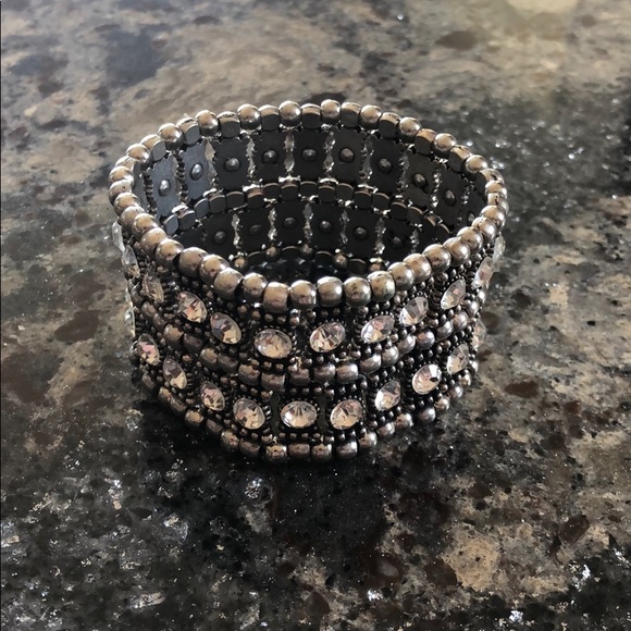 Silver rhinestone stretch bracelet - Picture 2 of 2